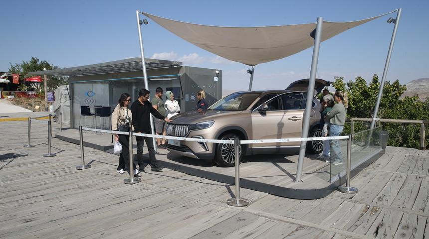 Türkiye'nin yerli otomobili Togg Kapadokya'da tanıtıldı