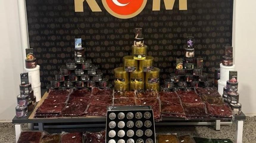 Sivas’ta kilolarca kaçak nargile tütünü ele geçirildi