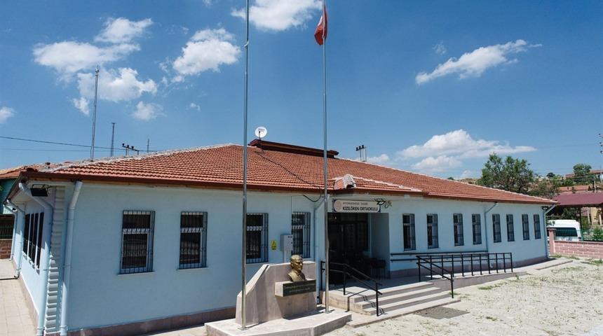 Afyonkarahisar’da 42 okulun yapım işi devam ediyor