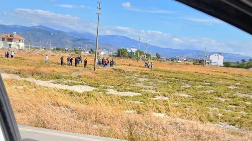 Burhaniye’de direk altında kalan işçi hayatını kaybetti