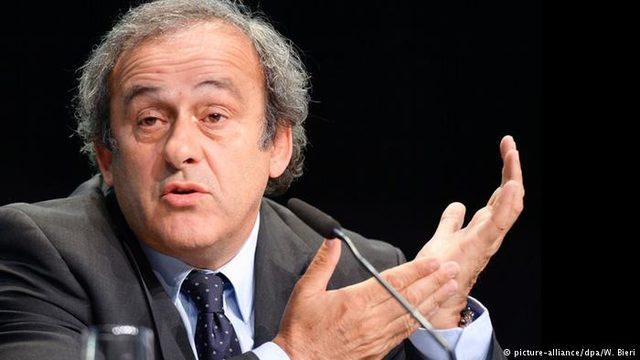 CAS’tan eli boş dönen Platini istifa etti