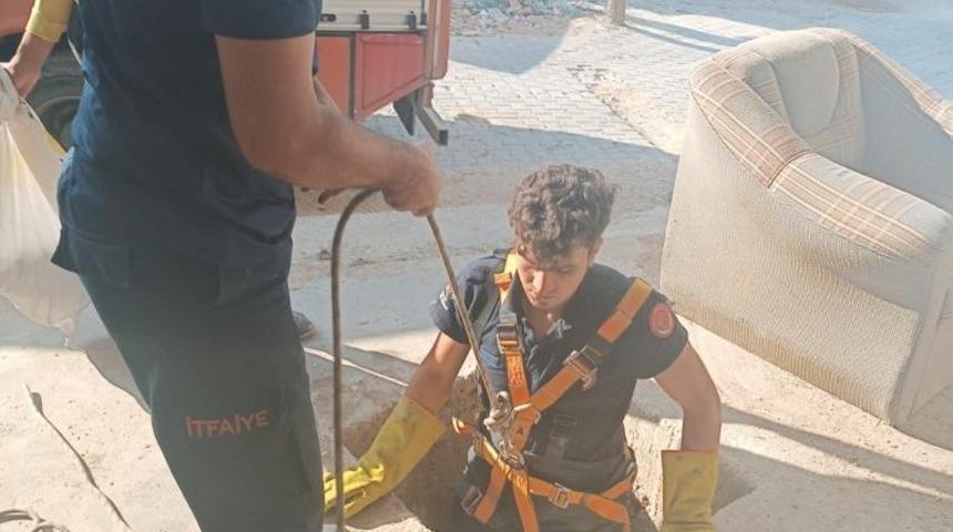 Kuyuya düşen köpeği itfaiye kurtardı