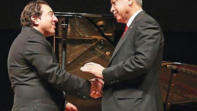 Fazıl Say'dan Cumhurbaşkanı Erdoğan'a tebrik! En iyi, en doğru açıklamaları yapan lider