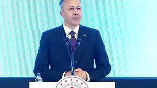 Bakan Yerlikaya 'Ayhan Bora Kaplan soruşturmasında açığa alındılar' dedi, '120 bin kişi' detayı dikkat çekti