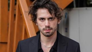 Yalı Çapkını'nın yıldızı Taro Emir Tekin'in babası da çok ünlü çıktı! Görenler şaştı kaldı