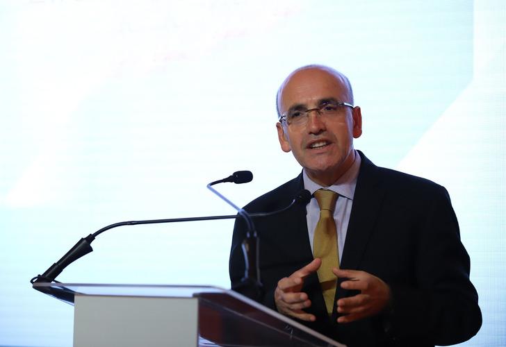 Mehmet Şimşek IMF toplantısından seslendi: Dünyaya 'faiz' mesajı! 'Geçmiş politikayı tersine çevirmek zaman alacak...'