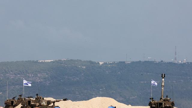 SON DAKİKA | İsrail Suriye'yi hedef aldı! Şam ve Halep Havalimanı'nı vurdu