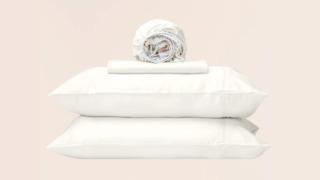 Uykunuzu bölen aşırı sıcaklara karşı alabileceğiniz en iyi önlem! Serin serin uyuyabileceğiniz soğutucu çarşaf önerileri