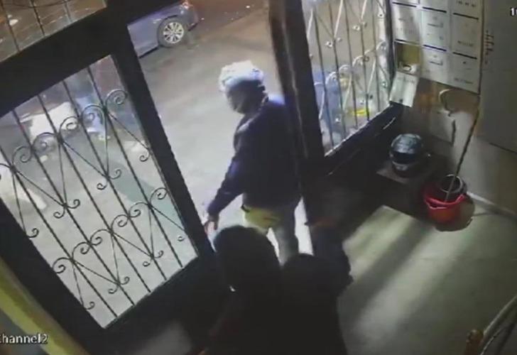 Beyoğlu'nda dehşete düşüren olay: Kredi için bankacıyı boynundan vurdu! Saatlerce rehin aldı, kötüleşince taksiyle hastaneye gönderdi