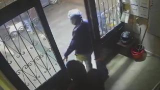 Beyoğlu'nda dehşete düşüren olay: Kredi için bankacıyı boynundan vurdu! Saatlerce rehin aldı, kötüleşince taksiyle hastaneye gönderdi