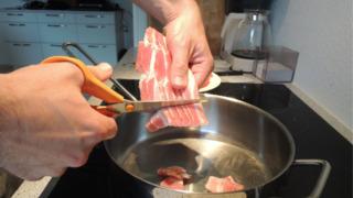 Mutfakla uğraşmayı sevenlerin mutlaka edinmesi gereken hayat kurtarıcı en iyi mutfak makasları