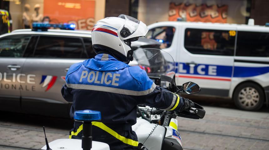 O ülkeden şoke eden karar! "Selamünaleyküm" dediği için gözaltına alındı...