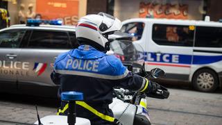 O ülkeden şoke eden karar! Selamünaleyküm dediği için gözaltına alındı...