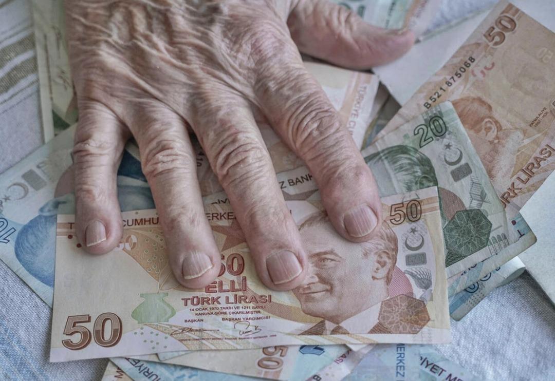 5000 TL emekli ikramiyesi şartları belli oldu: Dikkat &ccedil;eken 9 Ekim detayı! O kişilere &ouml;deme yapılmayacak&hellip;