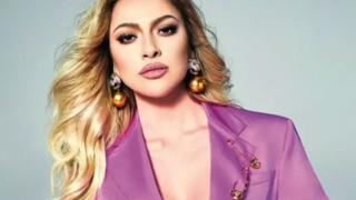 Hadise cesur tarzını konuşturdu! İddialı pozları büyüledi
