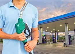 SON DAKİKA: Motorin ve benzine indirim gelmişti! Orta Doğu’daki savaş akaryakıt fiyatlarını değiştiriyor: Kriz kahini Roubini, ‘Şok yaratabilir’ diyerek uyardı (14 Ekim Cumartesi güncel benzin-mazot fiyatı)