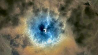 Merakla bekleniyordu! Halkalı Güneş tutulmasının büyüleyici görüntüleri...