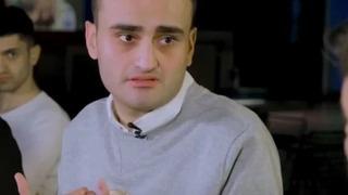 Zayıflığıyla gündem olmuştu! CZN Burak saçlarını sıfıra vurdurunca gündem oldu