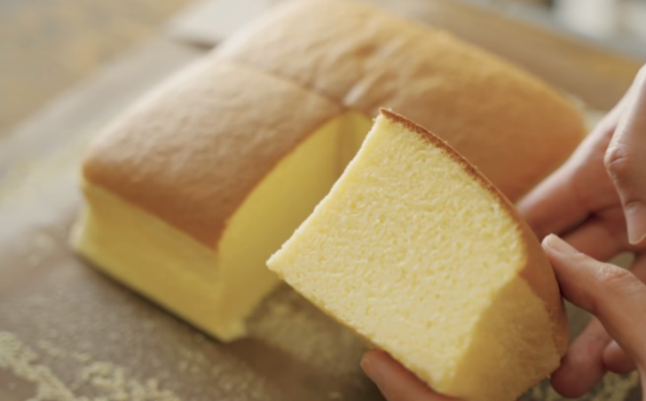 Dikkat! Her gün saç yiyor olabilirsiniz! Ekmek, poğaça, börek ve kek gibi yiyeceklerde bulunuyor G2