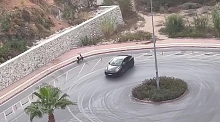 Mersin'de Tesla ile drift atan sürücüye ceza! Trafikten men edildi 