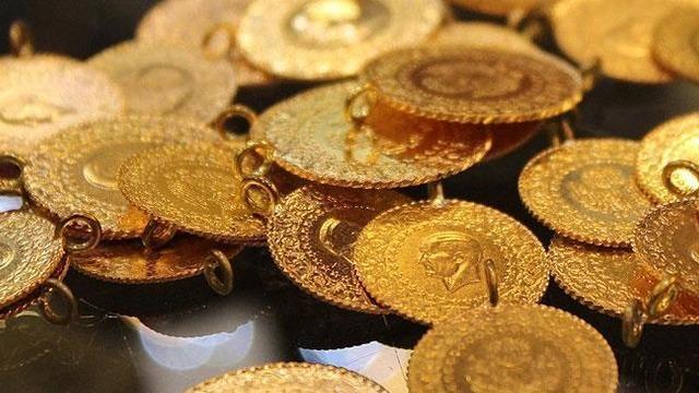 Altın yatırımcıları dikkat! Uzman isim 'Aralık yoğun bir ay olacak' deyip FED'i işaret etti: Şimdiden uyarayım