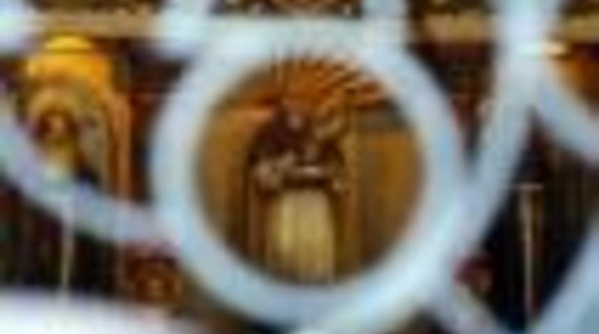 Hollanda'da cemaat olmadığı i&ccedil;in kiliseler satılıyor