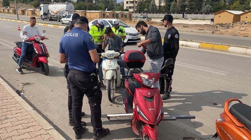 Adıyaman’da asayiş denetimleri sıklıkla devam ediyor