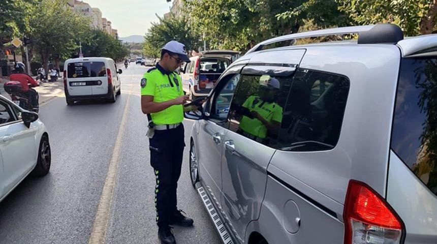 O trafik kuralına uymayana ceza yağdı!
