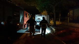 Çorum'da otomobil reklam tabelasına çarptı 3 kişi öldü