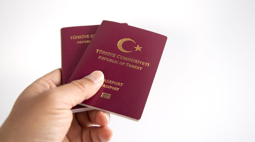 Umre ve hacca gidecekler dikkat! Bakan Uraloğlu duyurdu: Türkiye’ye vize kolaylığı