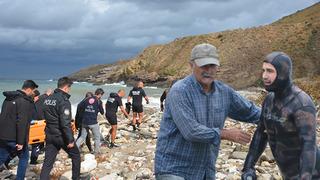 Kayalıklardan denize düştü! 6 saat suda mahsur kaldı