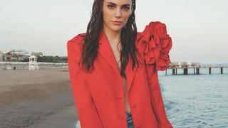 Yağmur Tanrısevsin'in Londra pozlarına beğeni yağdı! Sokak tarzı olay oldu