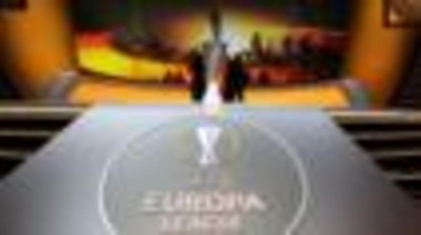 Fenerbah&ccedil;e, Manchester United ve Feyenord'la aynı grupta