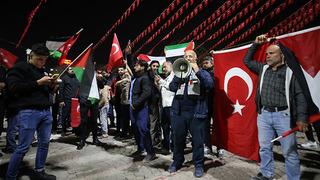 İsrail'e büyük öfke! Türkiye'nin dört bir yanından vatandaşlar sokaklara çıktı: 1 kişi hayatını kaybetti, 2 polis yaralı