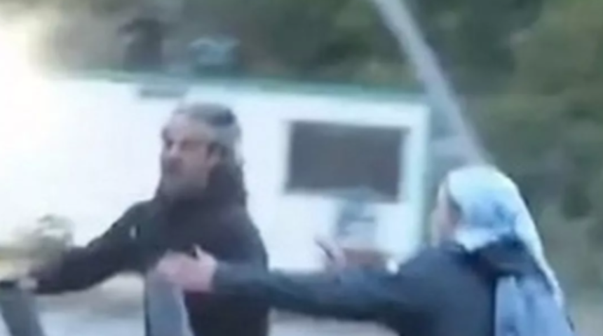 Kilisenin inşa edilmesini protesto etti! Rahibe duruma böyle müdahale etti... O anlar sosyal medyada gündem yarattı