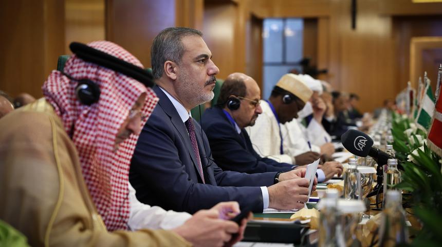 Bakan Fidan'dan Müslüman ülkelere çağrı: Ertelemenin bedeli olacak