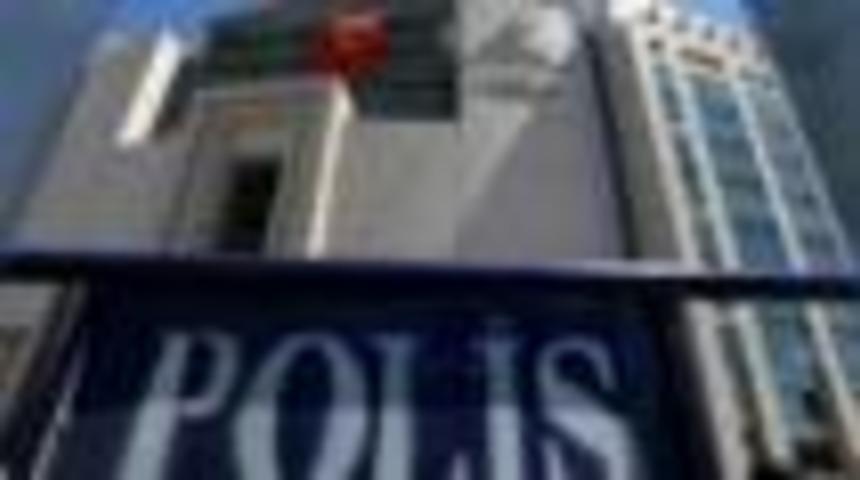 T&uuml;rkiye'de yeni gazeteci g&ouml;zaltıları