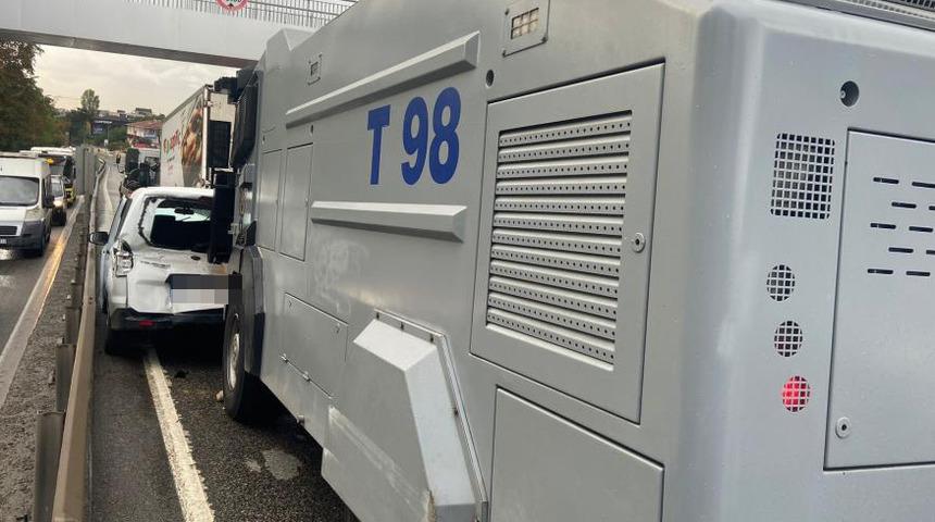 İstanbul'da freni tutmayan TOMA kazaya neden oldu! 13 araç birbirine girdi