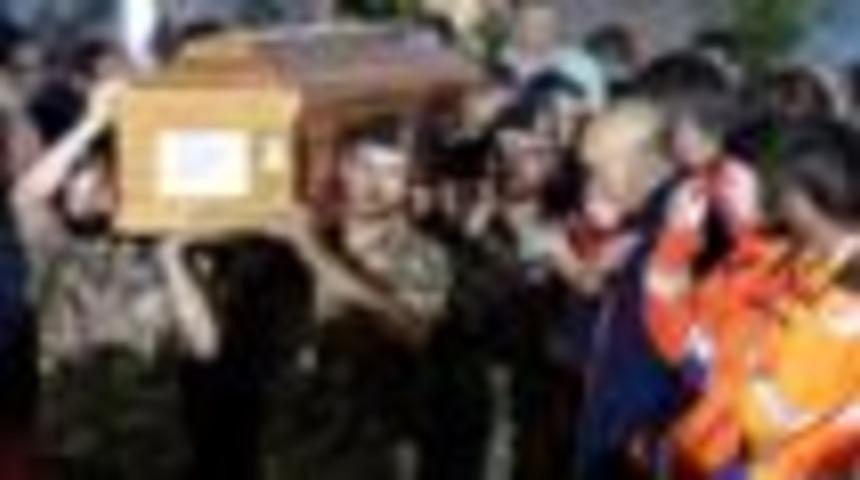 'Deprem &ouml;ld&uuml;rmez, insan işi yapılar &ouml;ld&uuml;r&uuml;r'