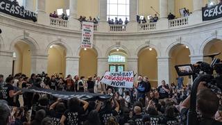 ABD’li Yahudilerden Kongre'de “ateşkes” için oturma eylemi! Polis müdahale etti