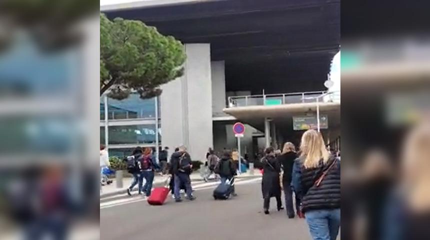 Fransa yine alarma geçti! 4 havalimanı için bomba ihbarı