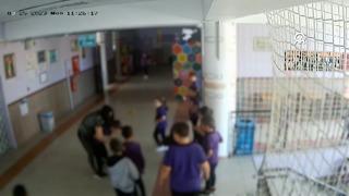 Yer: Uşak! Öğretmen, boğazına portakal kaçan öğrenciyi 'Heimlich manevrasıyla' böyle kurtardı