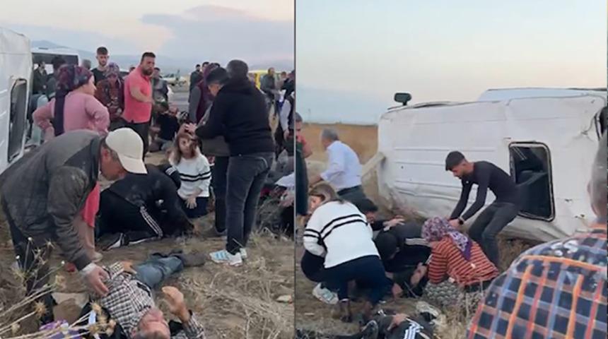 Niğde’de feci kaza! Tarım işçilerini taşıyan minibüs devrildi
