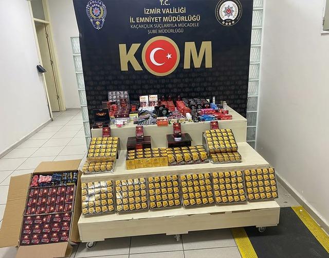 İzmir'de kaçakçılık operasyonlarında 35 şüpheli yakalandı
