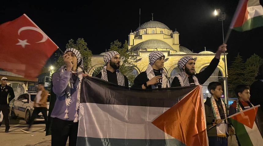 Düzcespor taraftar grupları İsrail'i protesto etti