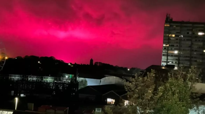 Bilim kurgu filmi gibi ama gerçek! Gökyüzü bir anda pembeye büründü... "Kıyamet alameti" olarak yorumlandı ama gerçek bambaşka çıktı