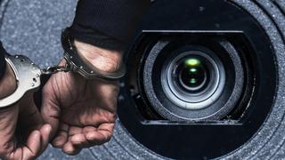 Aydın'da iğrenç olay! Lisede kızlar tuvaletine gizli kamera koydu, yakalanacağını anlayınca...