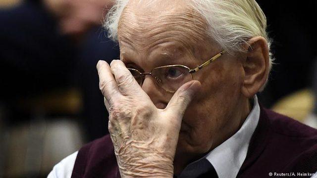 Auschwitz muhasebecisinin cezası onandı