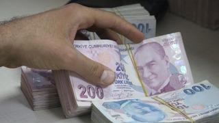 Altın bozdurmak istediler! Bir anlık dalgınlık 100 bin TL'ye mal oldu 'O anda büyük ihtimalle farkında değil'