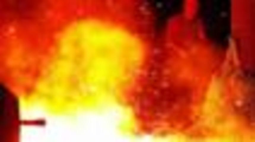 &Uuml;nl&uuml; ekonomistler Acemoğlu ve &Uuml;&ccedil;er: Ankara'nın 'Trump sevinci' yersiz